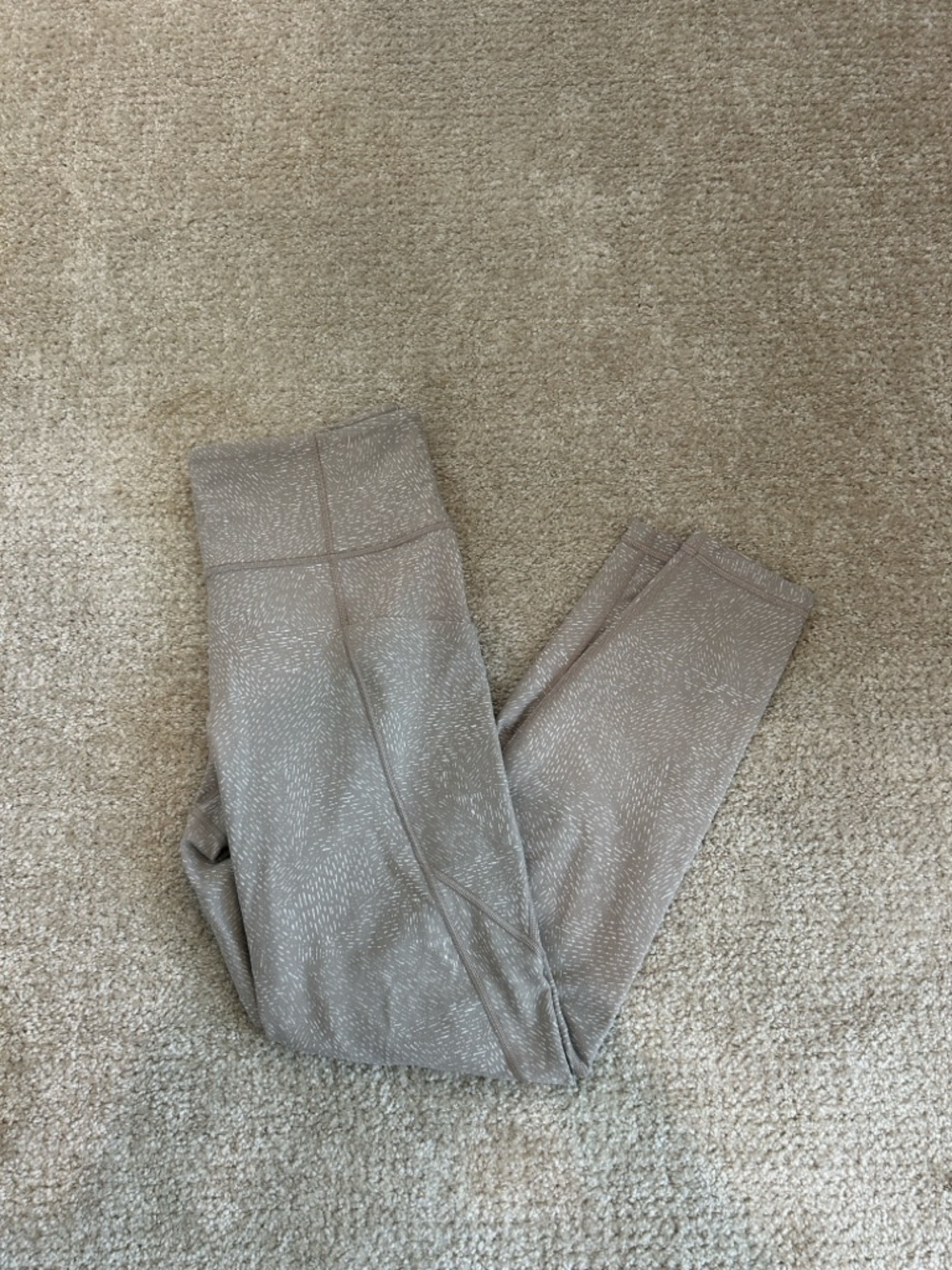 NWOT Athleta salutation stash leggings